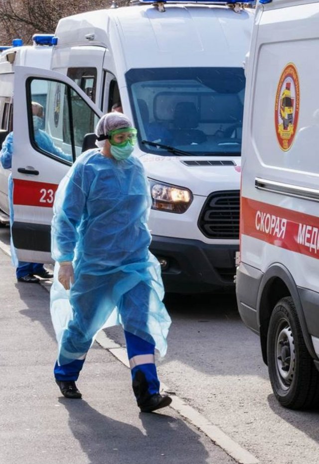 Россия вышла на второе место в мире по зараженности коронавирусом